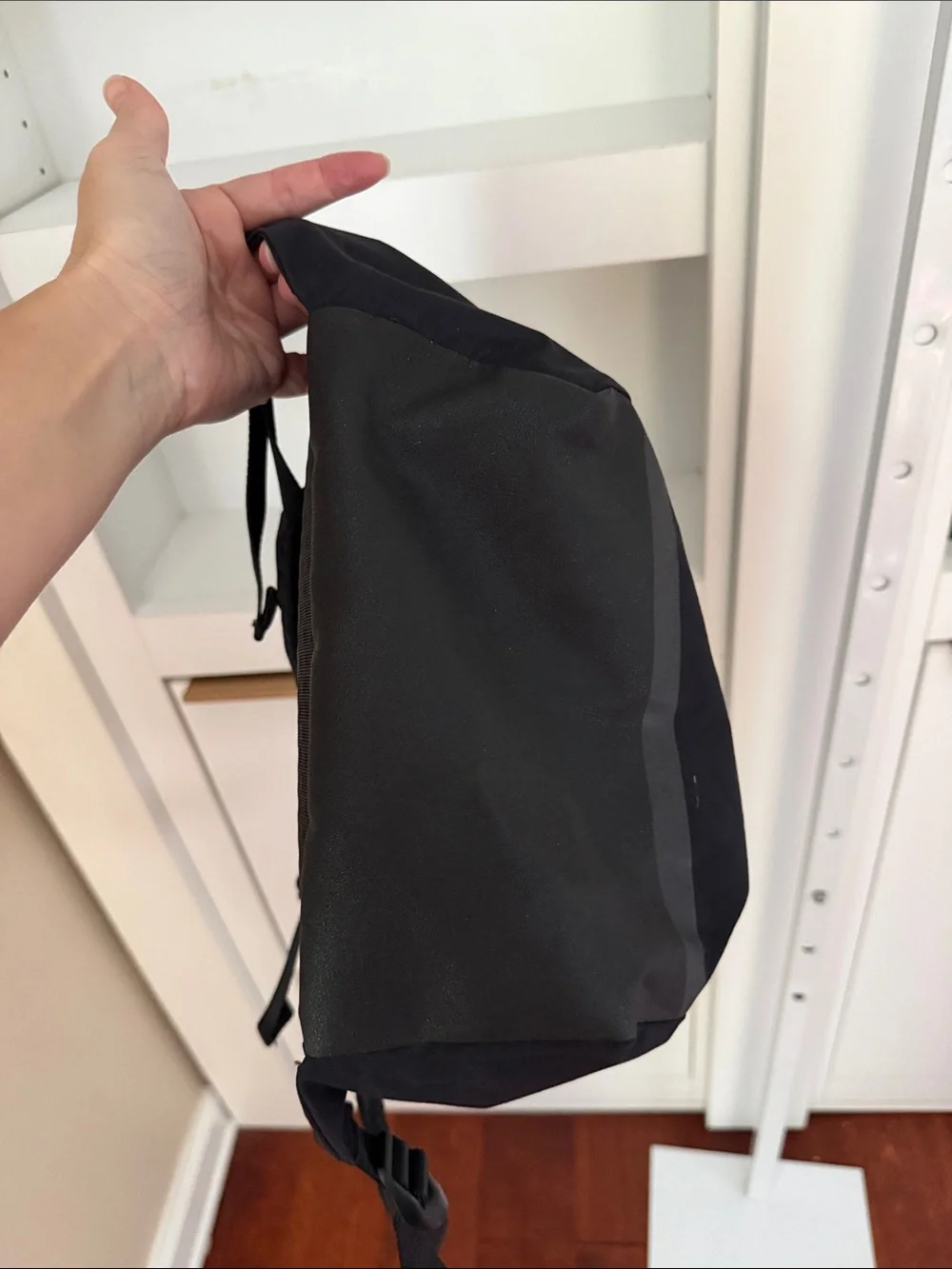 Lululemon Surge Run Backpack II 16L Black Reflective Unisex Mens Womens